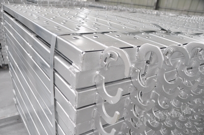 咨詢鍍鋅鋼跳板價(jià)格之前，為何考察金屬材料加工廠家實(shí)力是重中之重